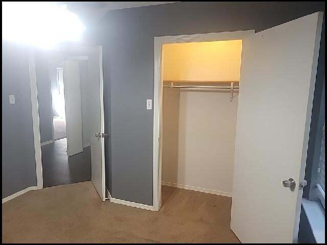 Building Photo - 1702 Calgary Trail