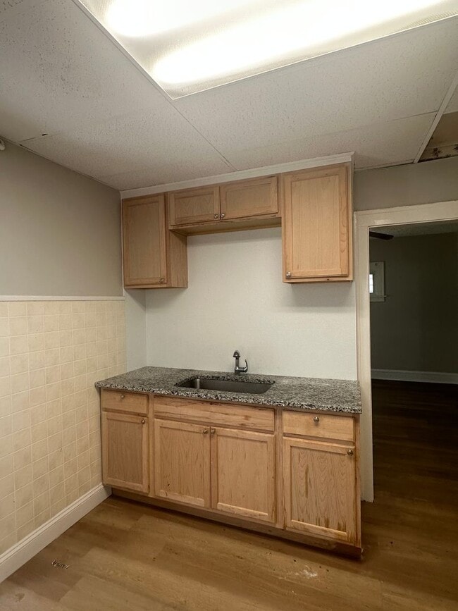 Building Photo - Collinwood 3 Bedroom Single