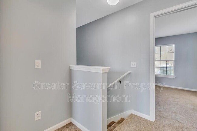 Building Photo - 132 Rocking Horse Ln