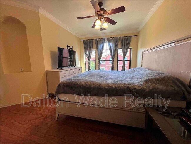 Building Photo - 2730 Via Tivoli