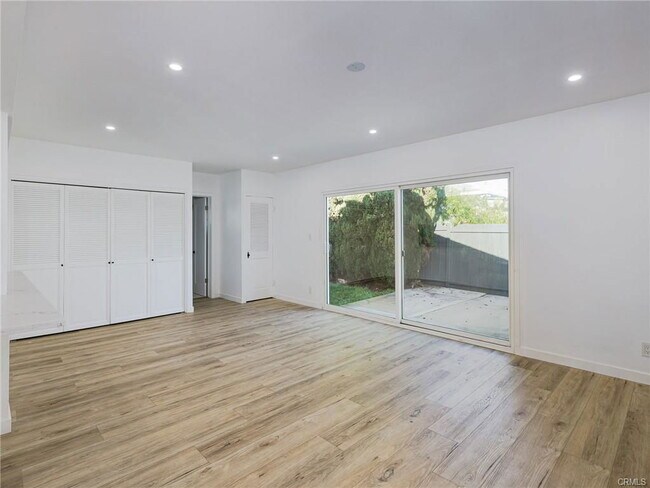 Building Photo - 2905 Spreckels Ct