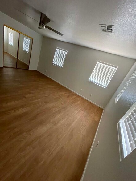 Building Photo - 1453 Morro Creek St
