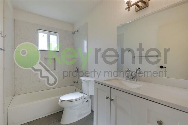 Building Photo - 3124 Brophy Dr