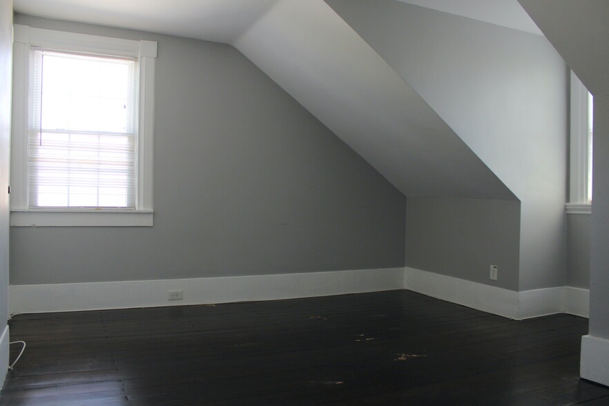 Bedroom 2 - 11 Concord St