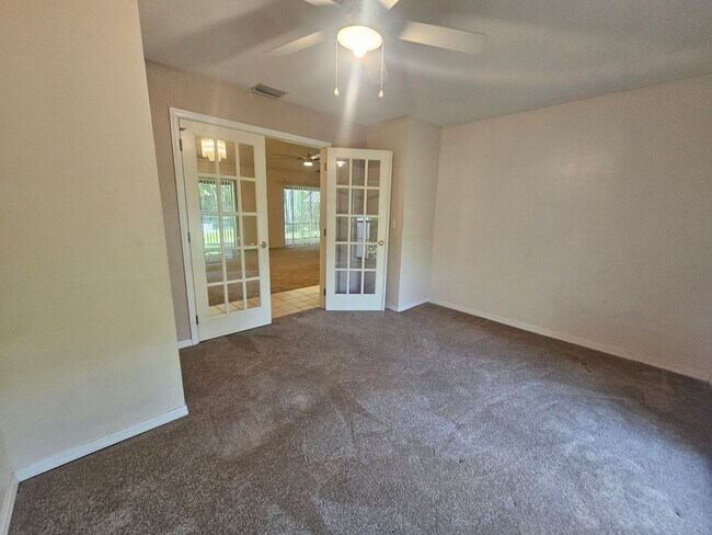 Building Photo - 3/2/2 Annual Rental available with lawn care included!!