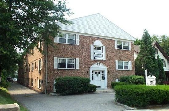 Building Photo - 50 Elm St