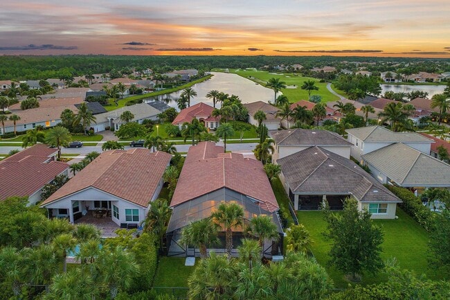 Building Photo - 236 Carina Dr