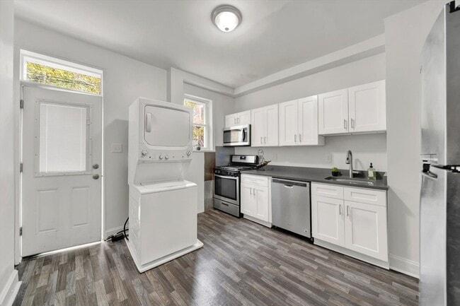 Building Photo - 3 Bed near Charles Village