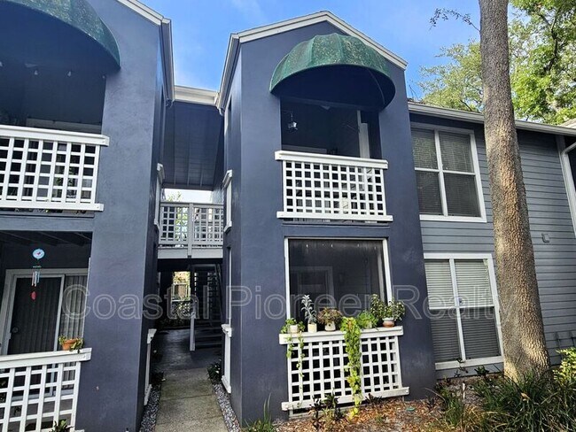 Primary Photo - 606 S Albany Ave
