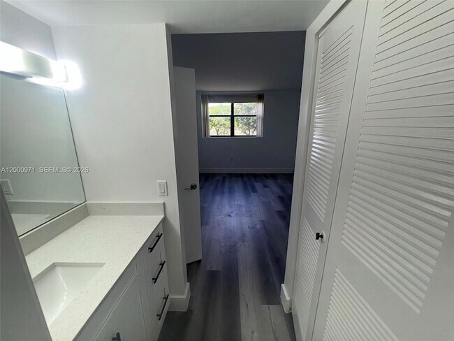 Building Photo - 10317 NW 9th St Cir