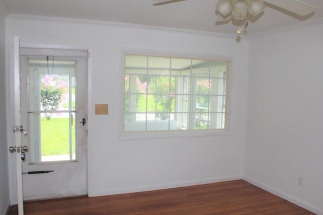 Building Photo - 1504 Talley St