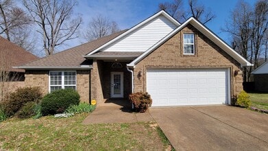 Building Photo - Doublecreek Subdivision