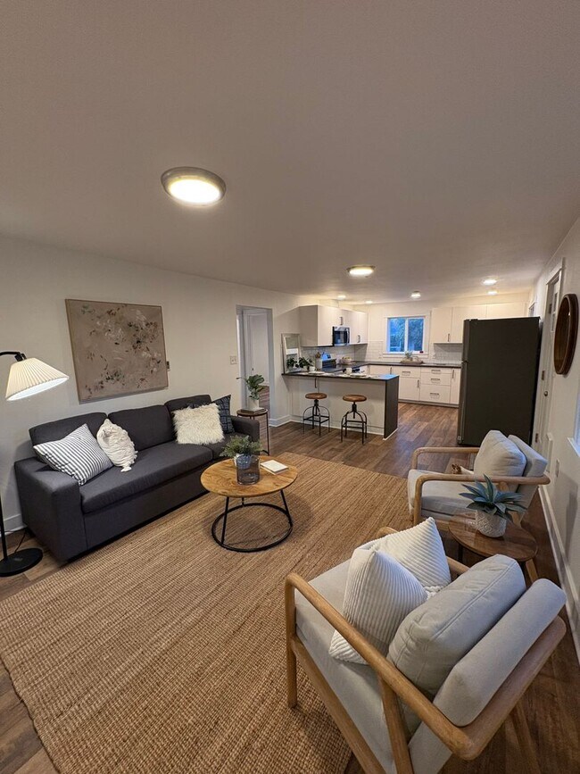 Building Photo - 4563 NE 47th Ave