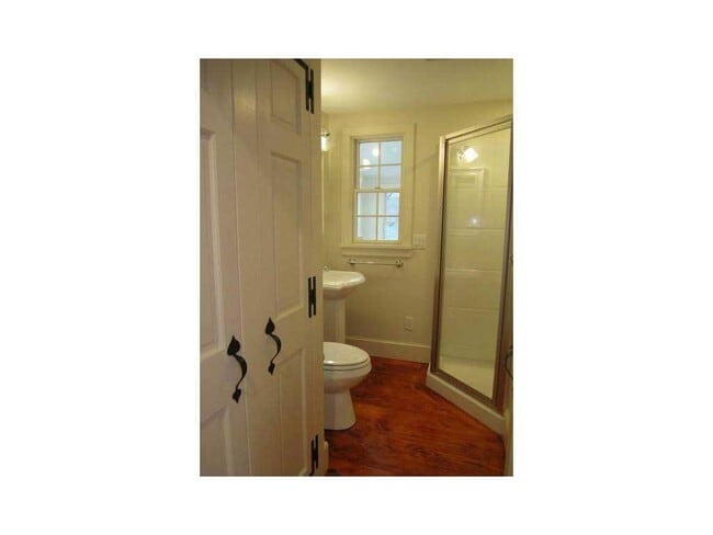 Building Photo - 57 Dewolf Ave