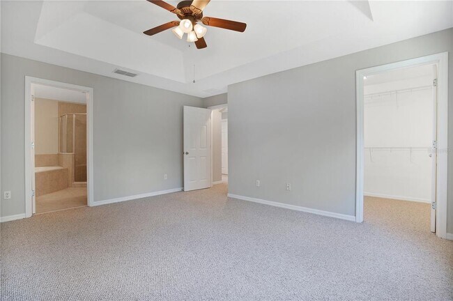 Building Photo - 1088 Crestwood Commons Ave