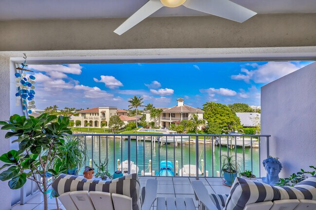 Building Photo - 1130 Sugar Sands Blvd