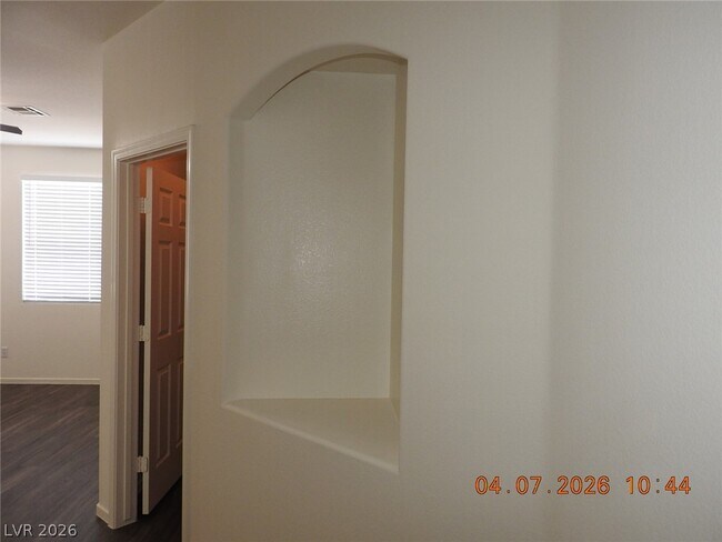 Building Photo - 9195 Briarthorne St