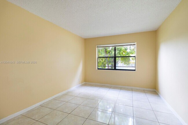 Building Photo - 9044 NW 28th Dr