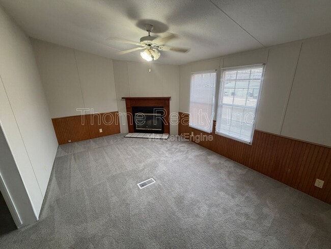 Building Photo - 26 Hemlock Ln