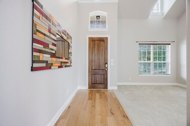Building Photo - 15516 Mayflower Trail