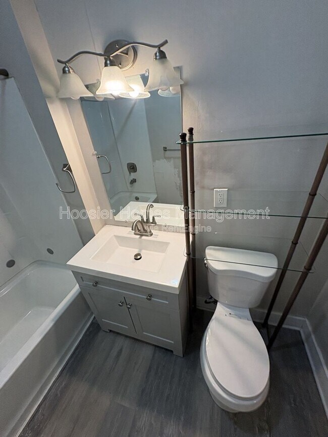 Building Photo - 2931 N Tacoma Ave