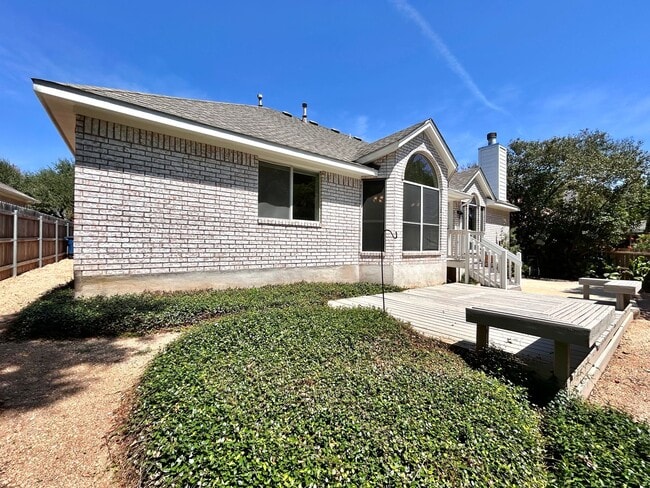 Building Photo - Beautiful 4 Bedroom, 2 Bathroom Home for R...