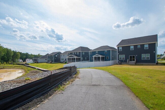 Building Photo - Rolesville Gem: Elegant 5-Bedroom Home wit...