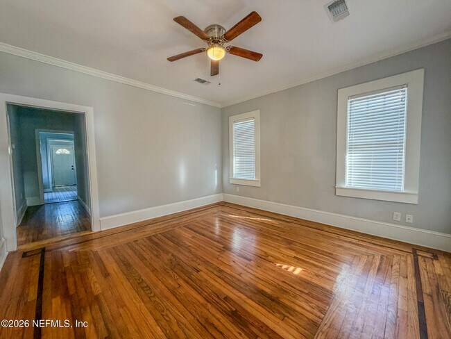 Building Photo - 2047 N Market St