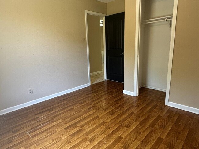 Building Photo - 11606 Castle Rock Ct