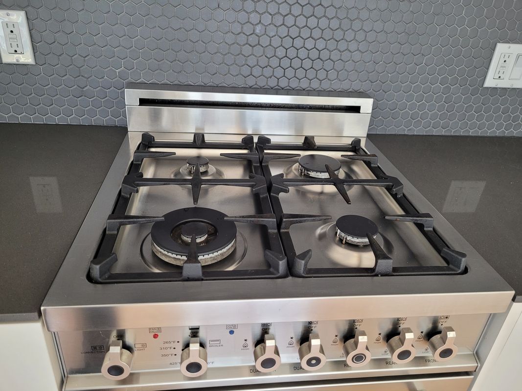 Building Photo - 11 Franklin St