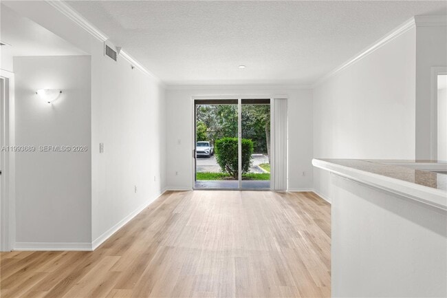 Building Photo - 6851 SW 44th St