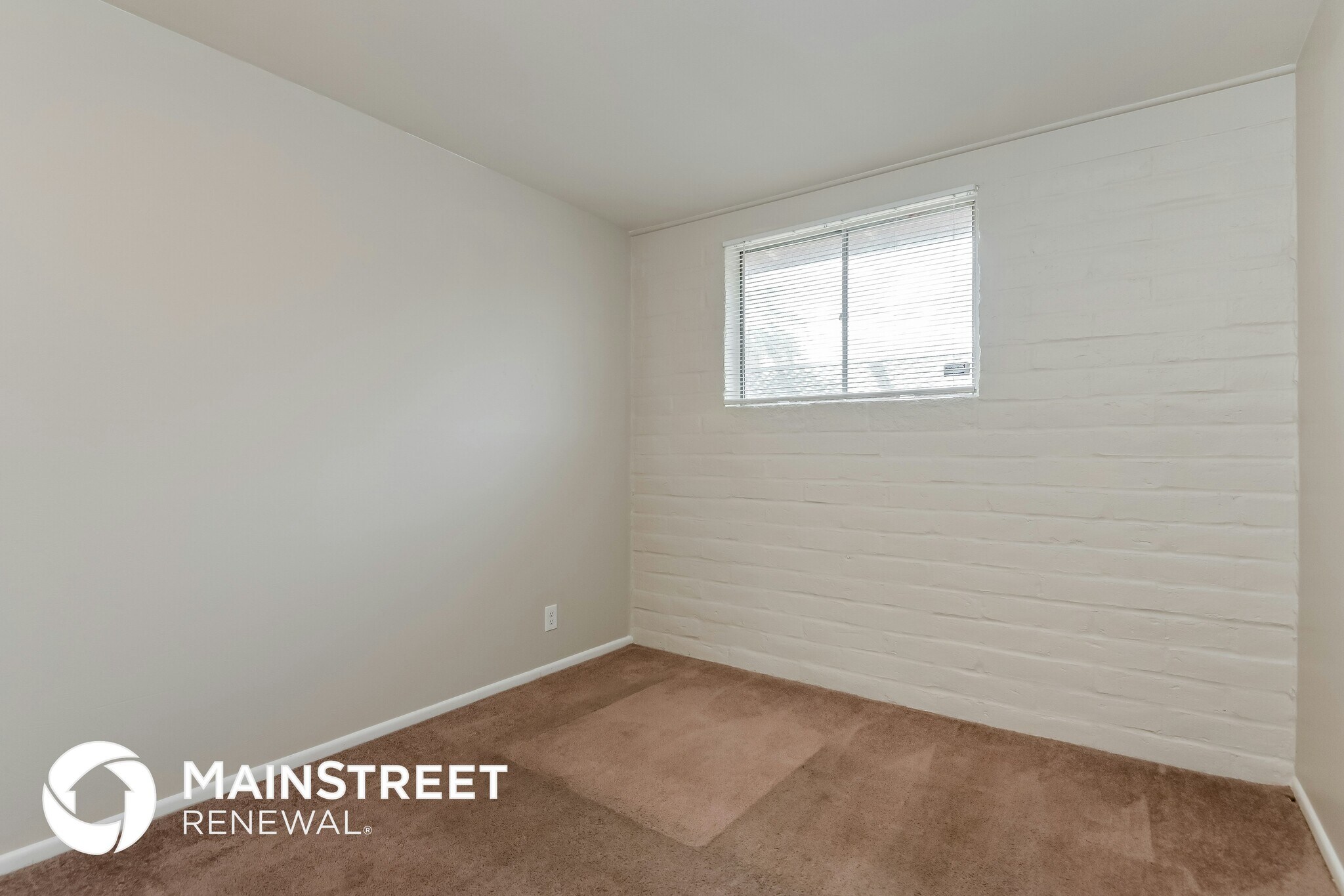 Building Photo - 8125 E Hayne St