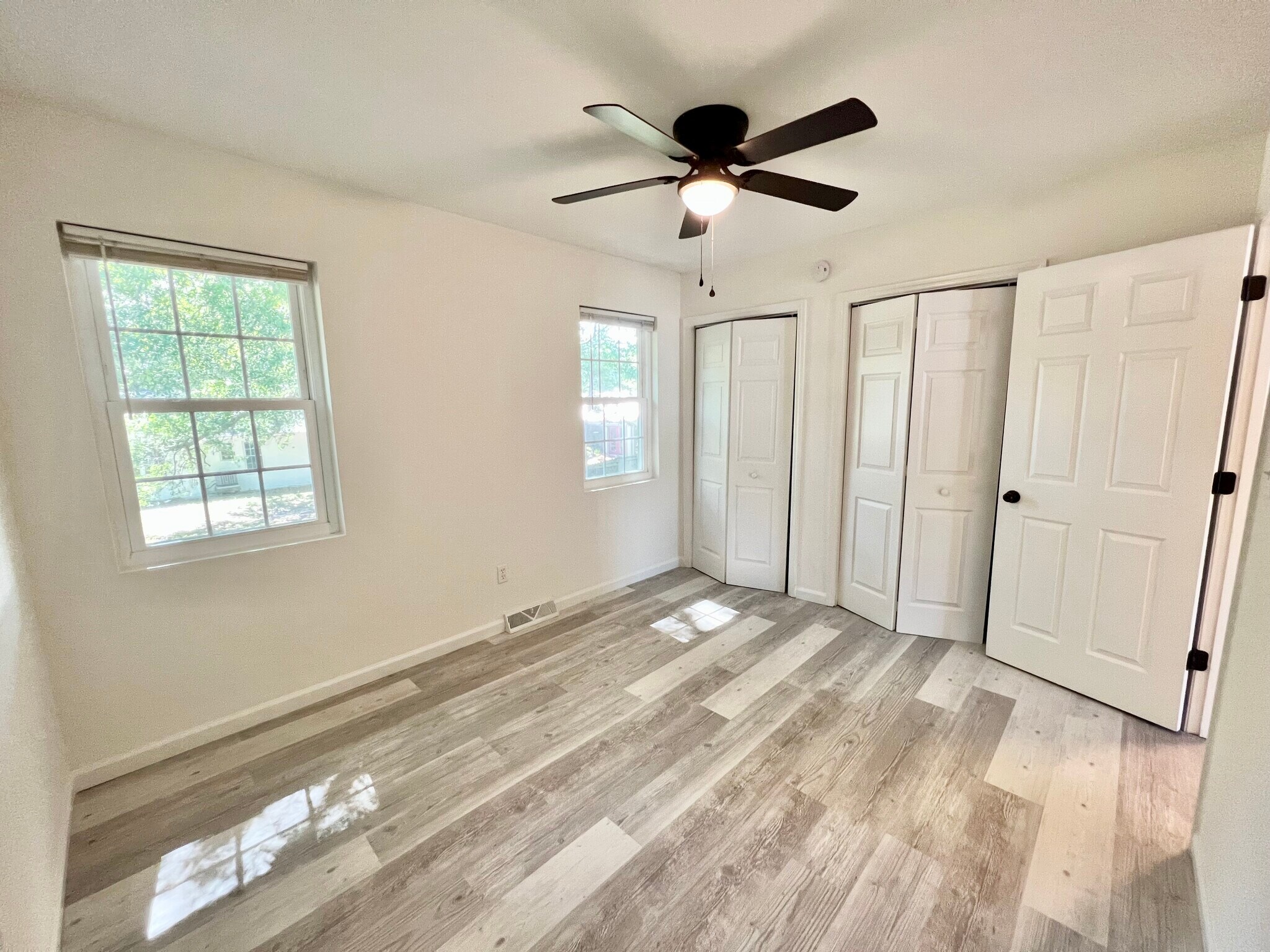 Rear Upstairs Bedroom - 272 Fleming Rd