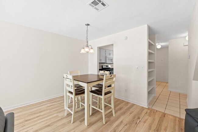 Building Photo - 17751 Panama City Beach Pkwy