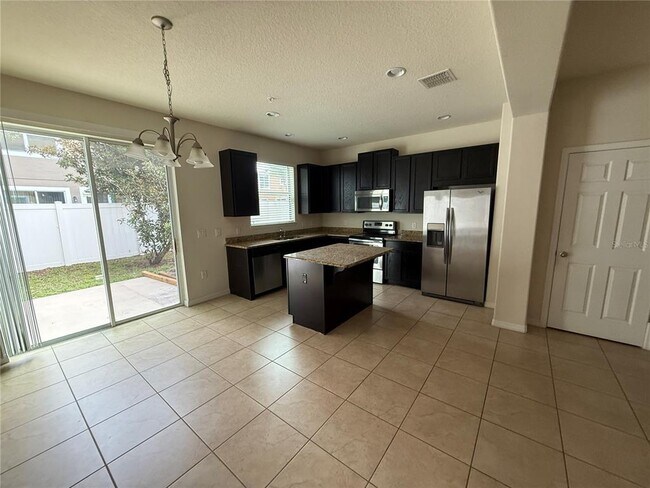 Building Photo - 9571 Silver Buttonwood St