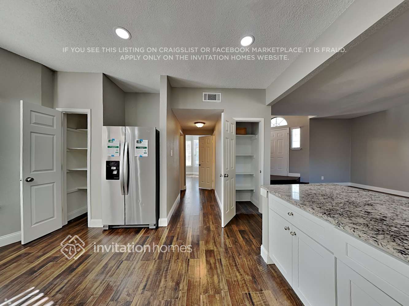 Building Photo - 7992 Roundtable Rd