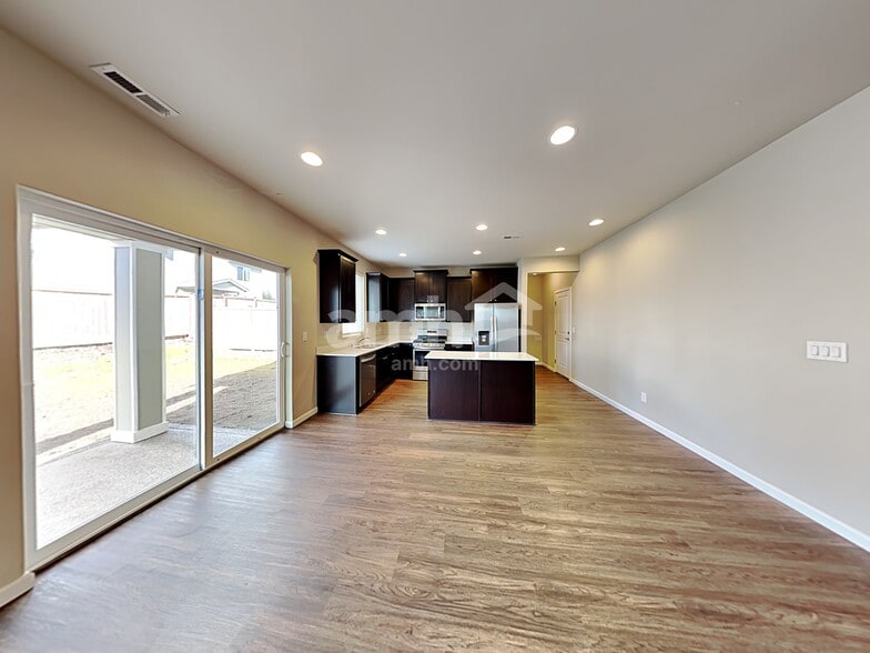 Building Photo - 1055 Riggs Dr E