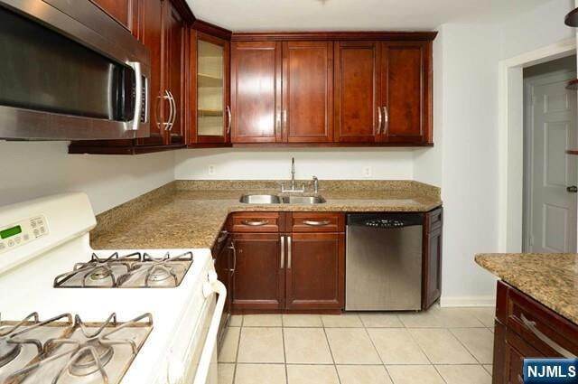 Building Photo - 38-49 Vanore Drive Unit 1X