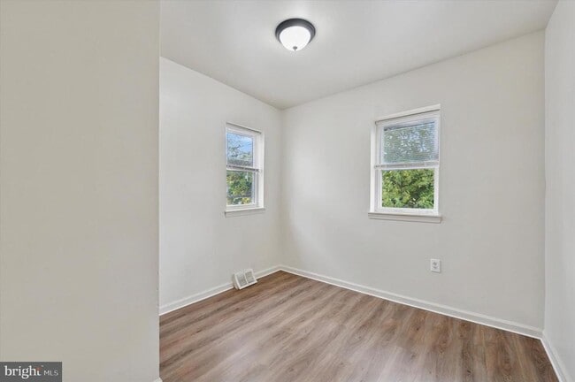 Building Photo - 1016 Potter St