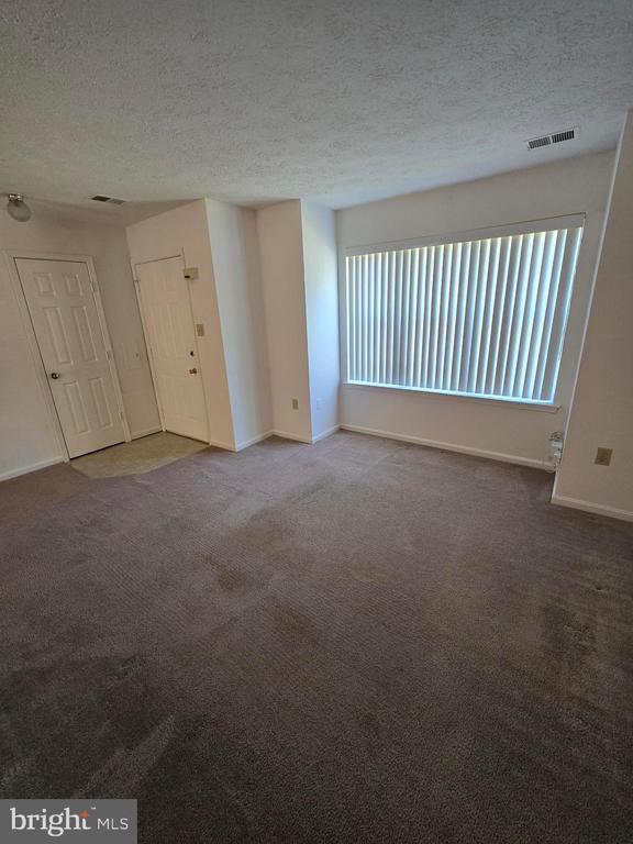 Building Photo - 6047 Sirenia Pl