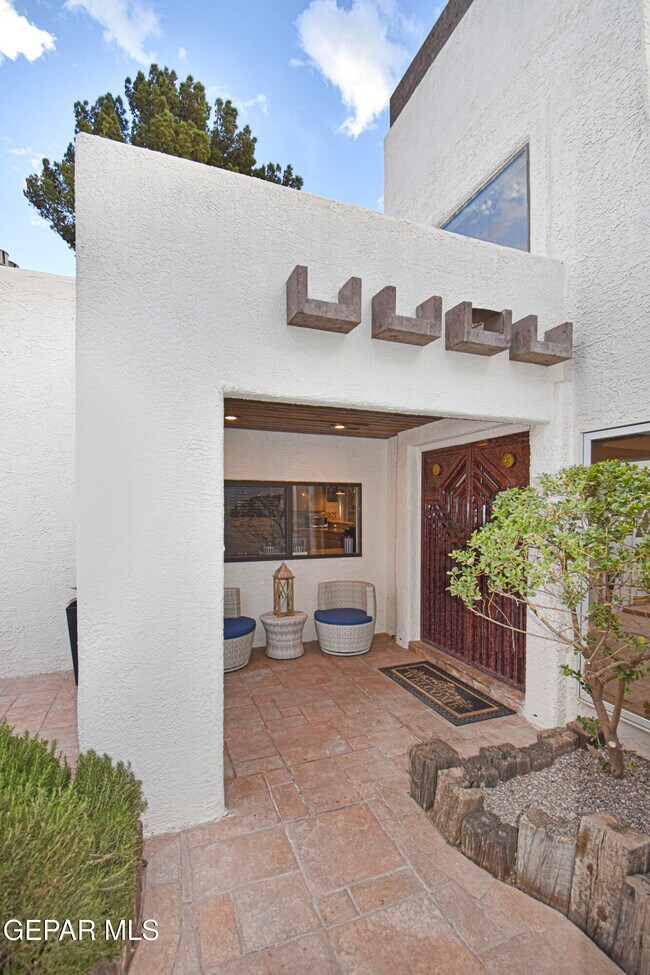 Building Photo - 508 Canyon Springs Dr