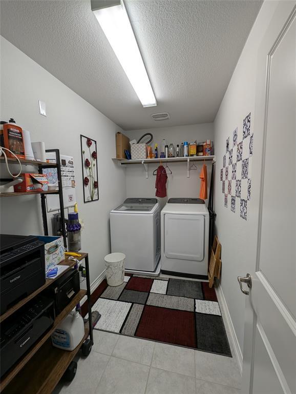 Building Photo - 14502 McCoy Lp