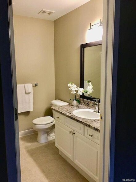 Building Photo - 3538 Oakmonte Blvd