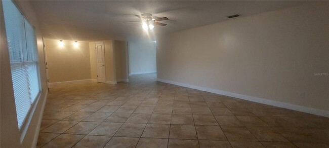 Building Photo - 11345 Circle Way