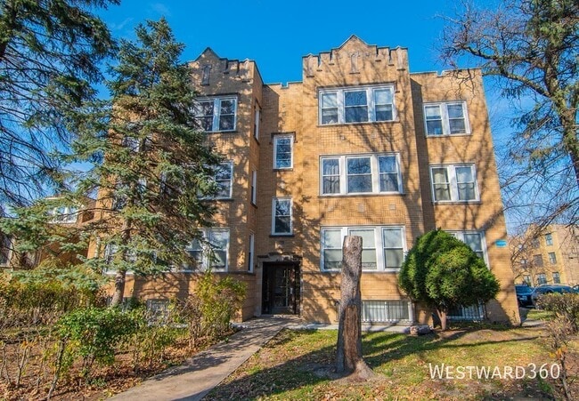 Building Photo - 4402 W Parker-2