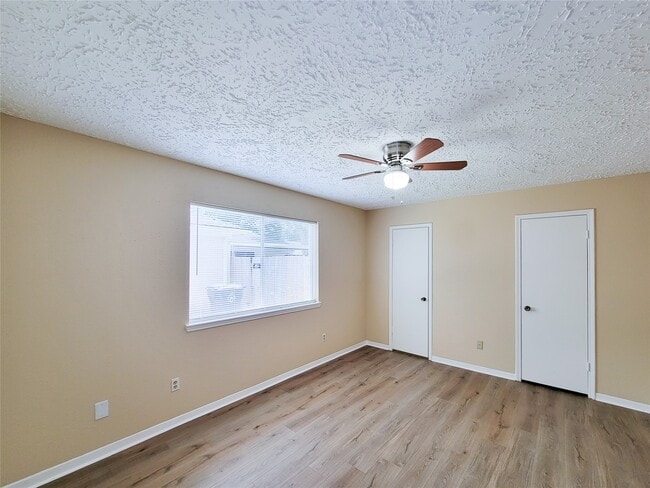 Building Photo - 2118 Steamboat Run