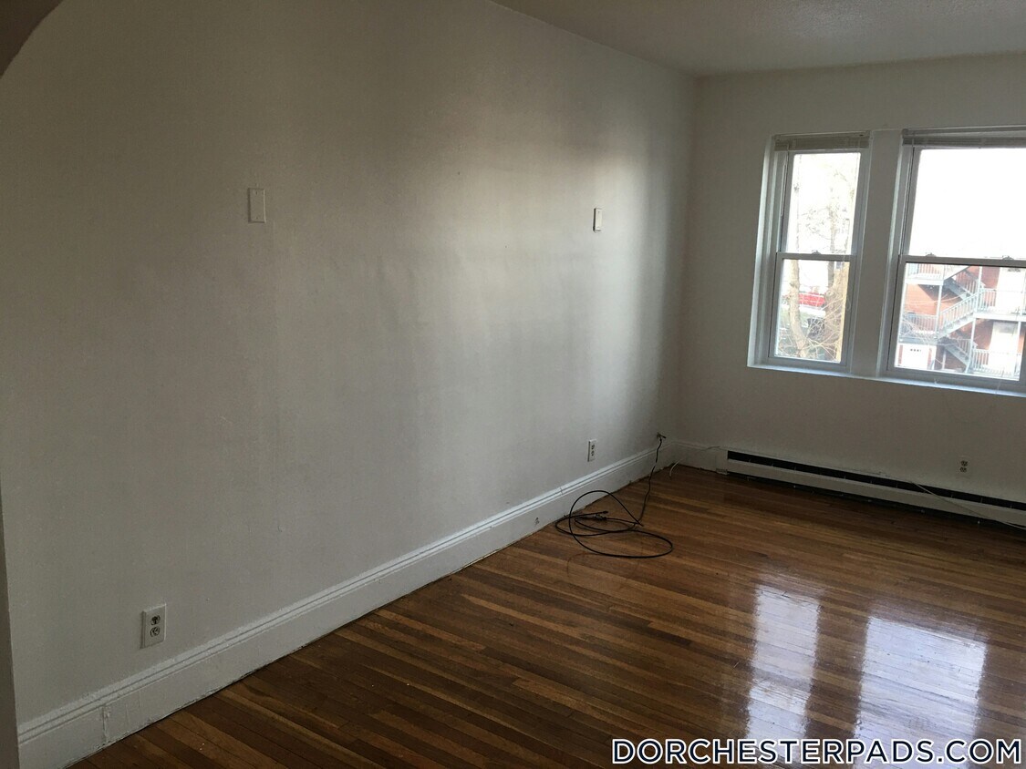 Building Photo - 451 Norfolk St