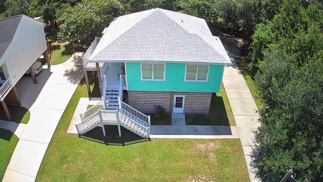 Building Photo - 111 Eleanor Ave