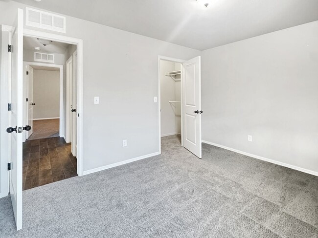 Building Photo - Spacious Modern Living in Top-Rated Bixby Schools