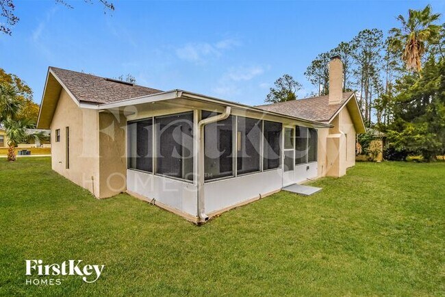 Building Photo - 798 Gilda Dr